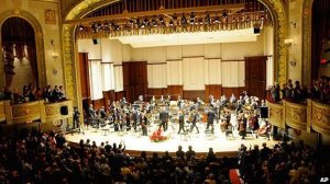 _52193219_orchestra464_ap